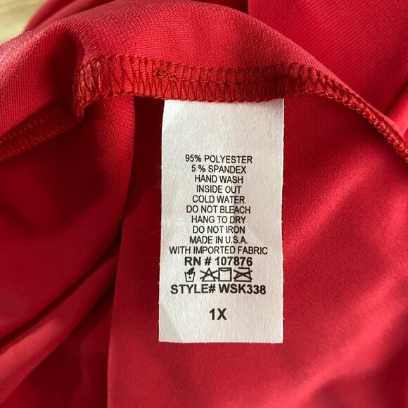 Sun Kim Dress Cold Shoulder Red Solid Polyester‎ Spandex NWT Women's 1X - Picture 11 of 11